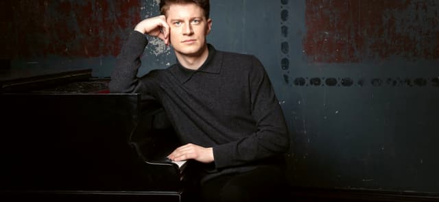 Alexander Krichel - Klavier